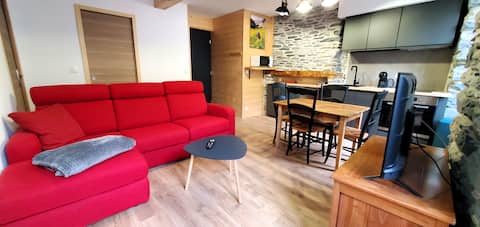 Propriété Airbnb réussie: Three-room apartment in a quiet area close to the center à Luz Saint Sauveur