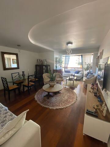 Apartamento na Barra em frente a Praia gallery image 4