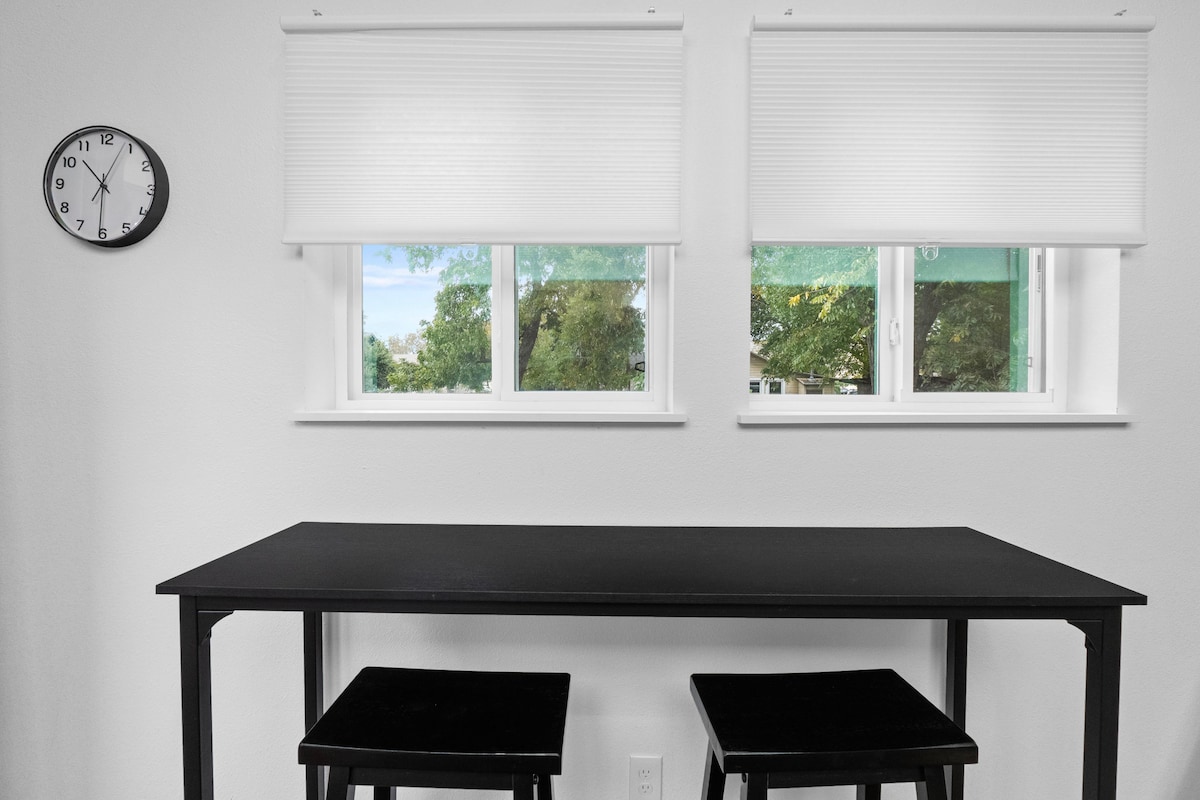 Minimalist Design Tiny Gem w/ Deck in A+ Location!
