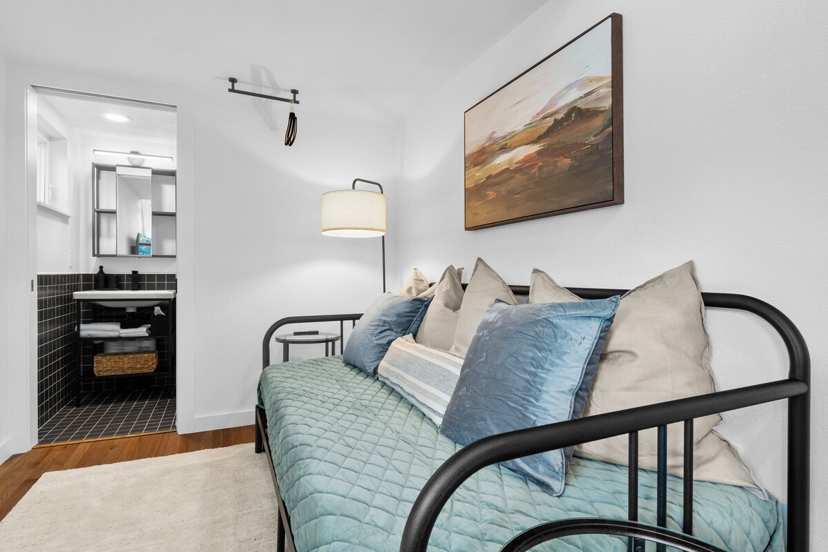 Minimalist Design Tiny Gem w/ Deck in A+ Location!