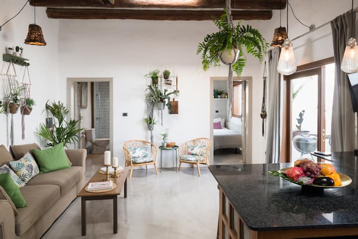 Casa Botanica,tao, Presented By Lanzarote Retreats - Lanzarote