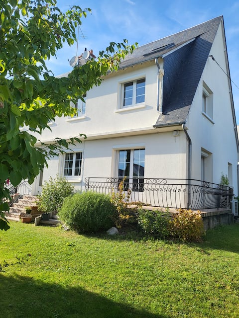 Charming Family House 2 to 10 people
