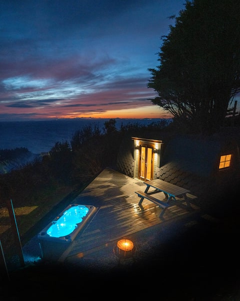 Luxury Couples Sunset Retreat