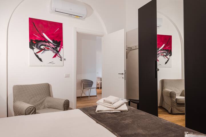 Nikis Suite Executive Navona – 1 bedroom apartment gallery image 5