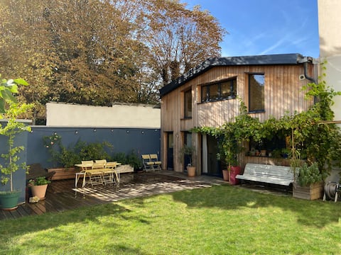 Country house 300 m from Paris