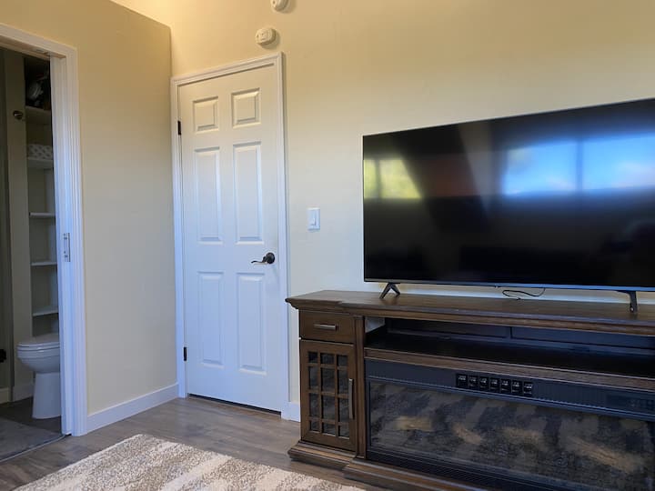 Studio In Home With Private Entry - Lakeside, CA