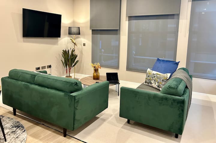 Chambers Residence | 2br | Urban Oasis Prime Spot - Manchester