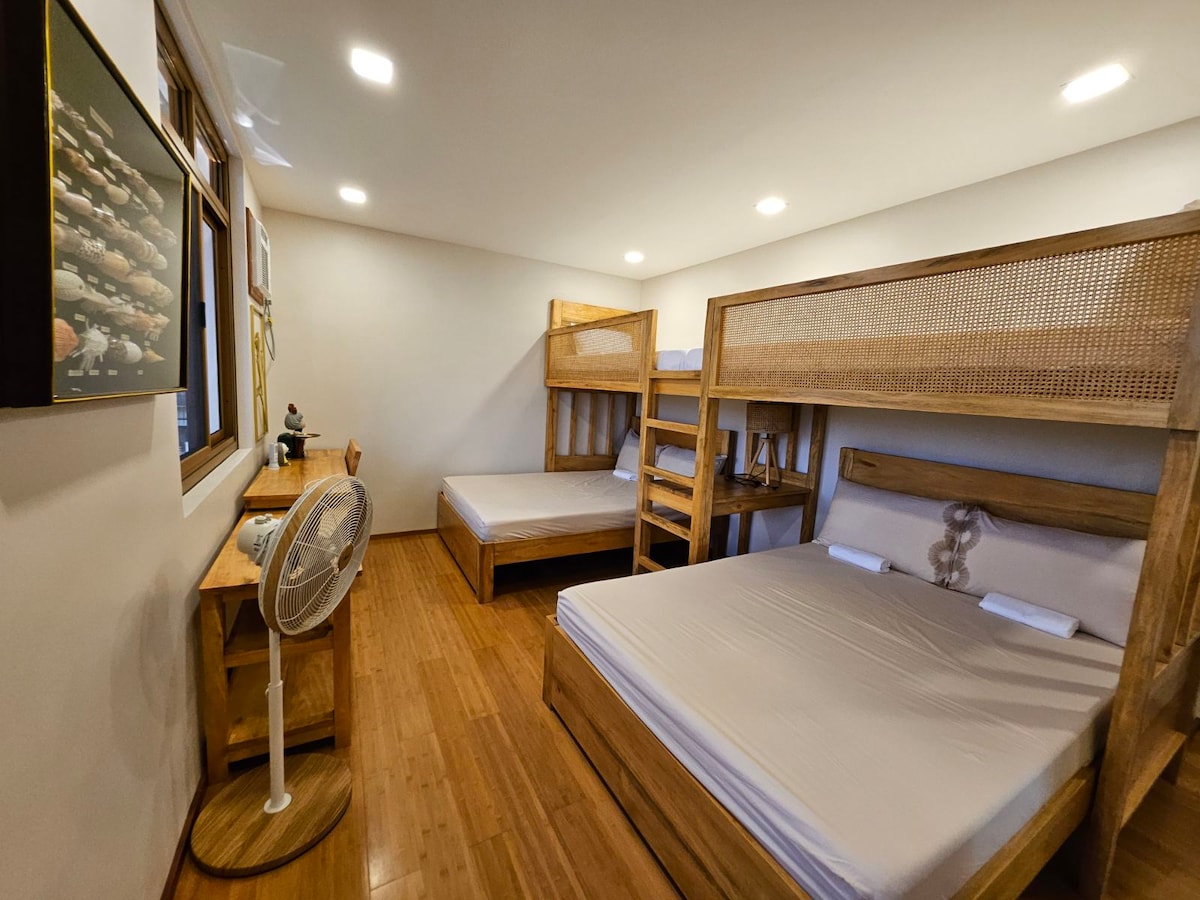 חדר 3
6 מיטות שינה