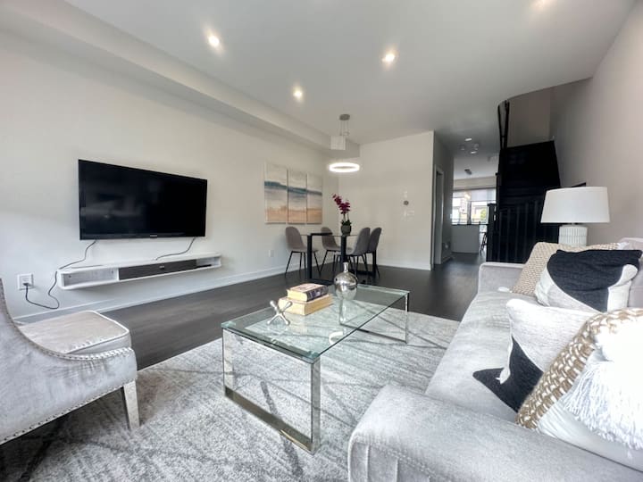 Private Room W/ Ensuite T03 - Vaughan