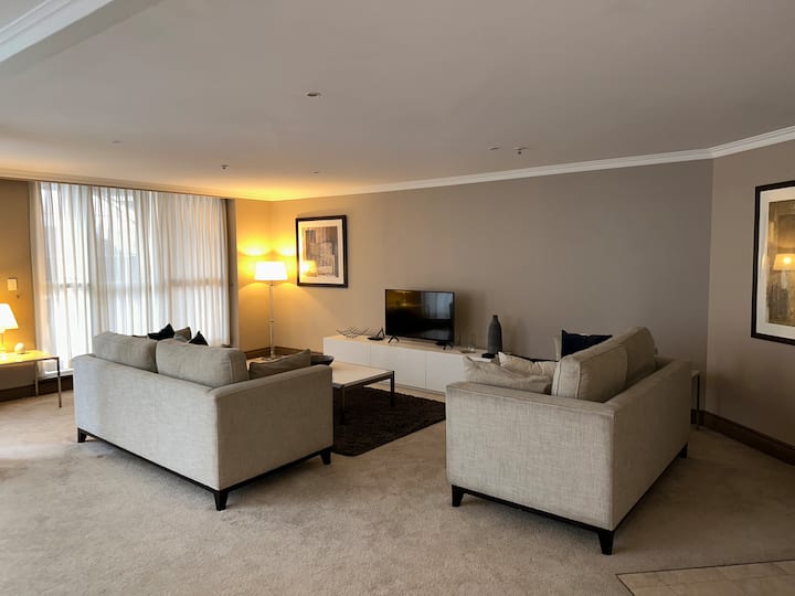 Large Two Bedroom Bon0021602 - Sydney