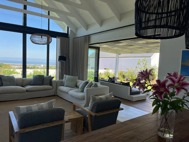 Quince Corner – Home in Noordhoek gallery image 5