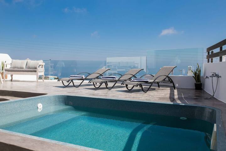 The Grand Cave House with pool gallery image 3