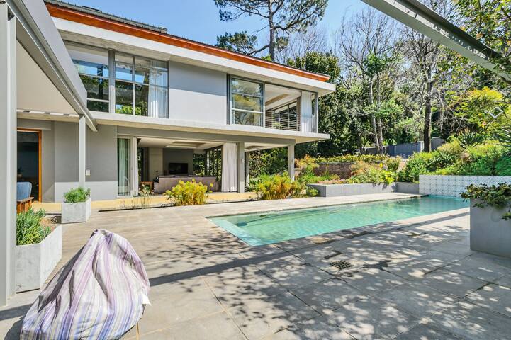 Bordeaux Place gallery image 3