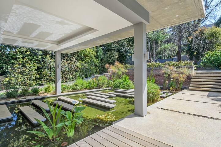 Bordeaux Place gallery image 5