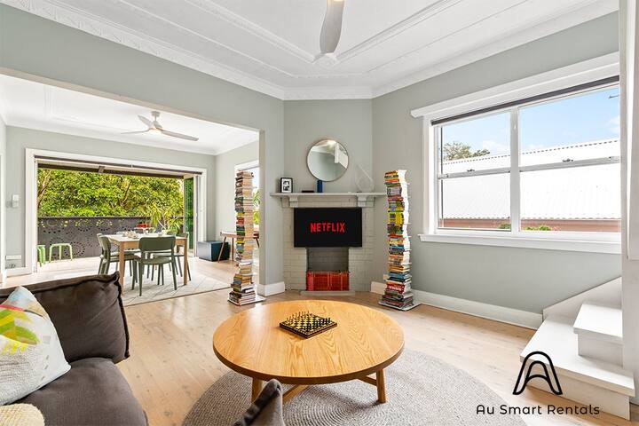 2 bedroom tropical beach escape gallery image 2