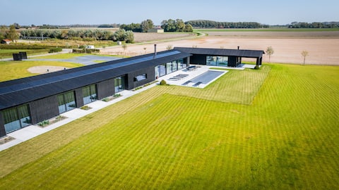 CasaRita, Design villa with pool