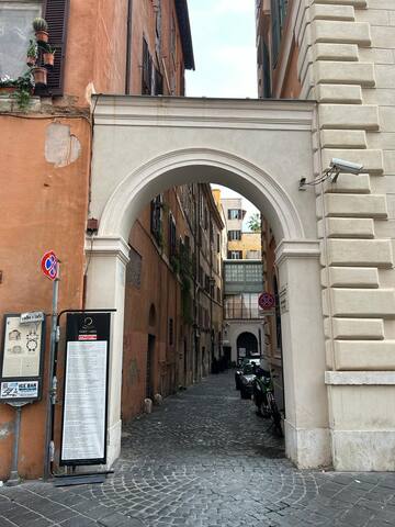 Minerva House | Pantheon gallery image 5