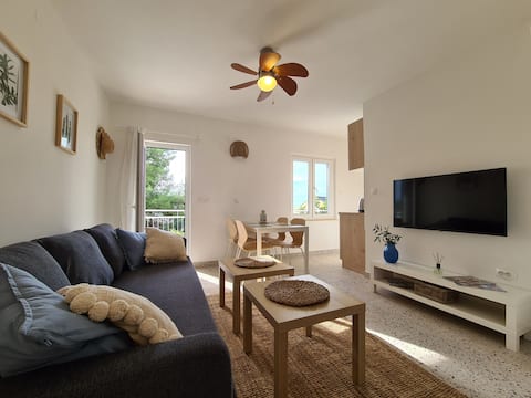 Top Airbnb: Dida's house, Apartment 1, Čiovo, Okrug Gornji in Grad Trogir