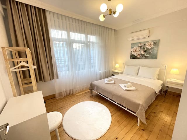 Spacious 150 m2 Taksim 3+1 with Balcony Full A/C