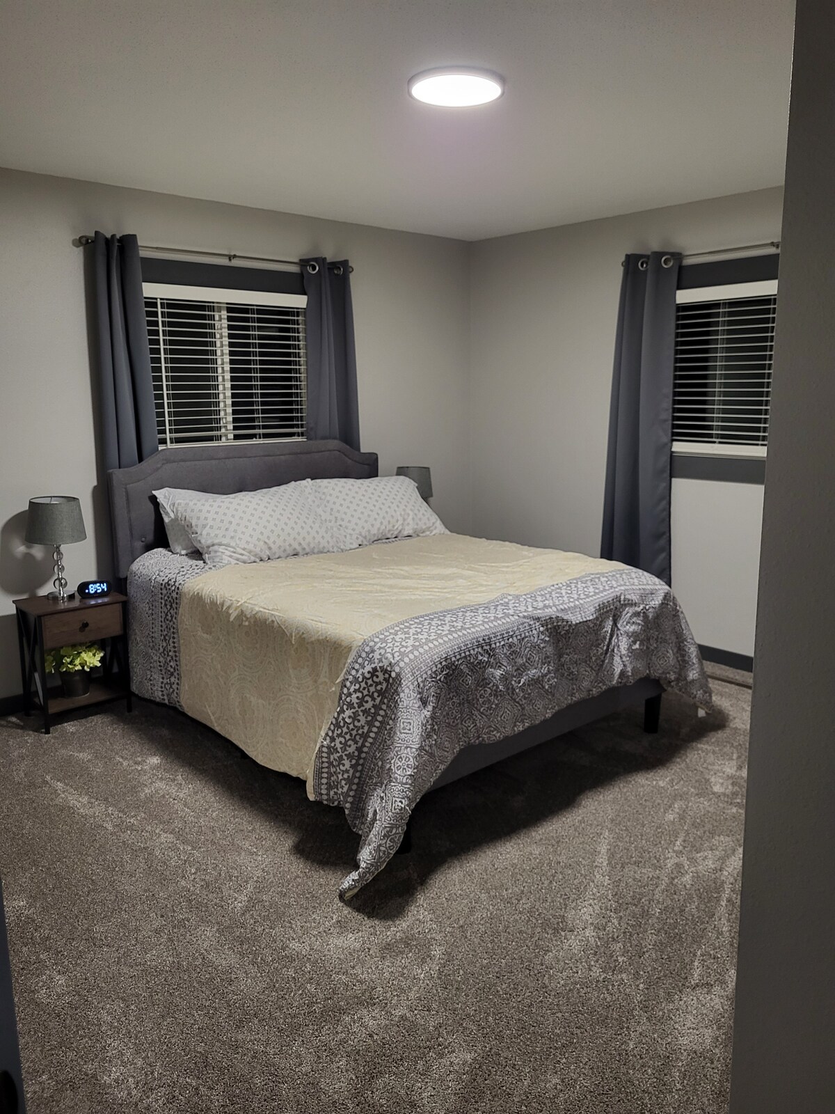 საძინებელი 2