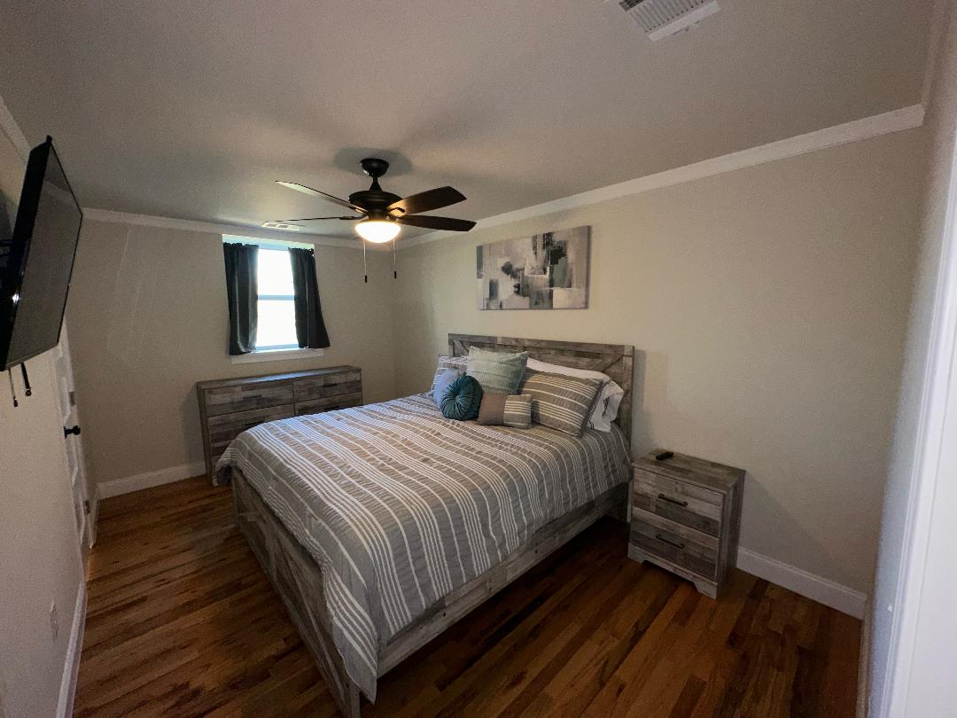 Kitanda cha Mfalme wa Ghorofa ya Juu