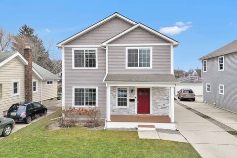 Sheik Downtown Home
