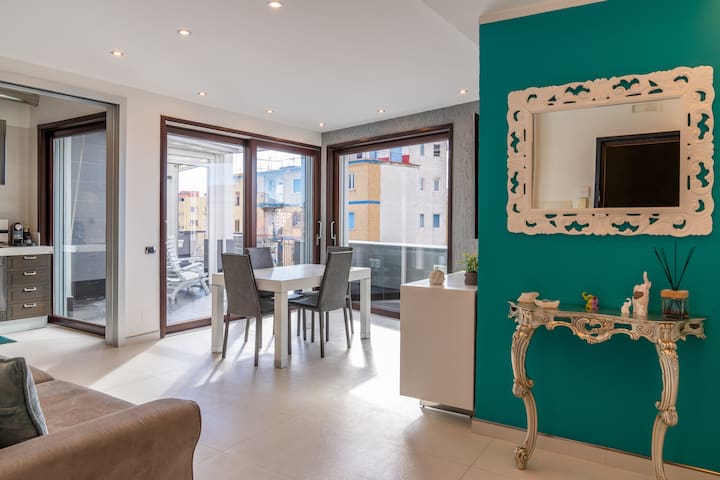 Luxury Home in Naples