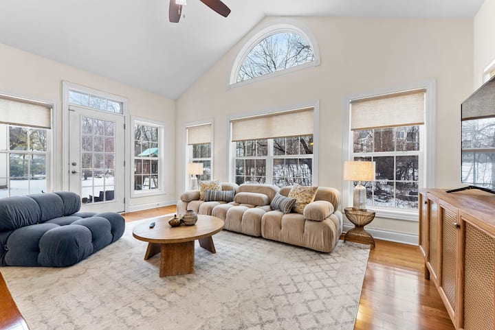 Charming 4br Libertyville Retreat & Yard G#41814 - Libertyville, IL