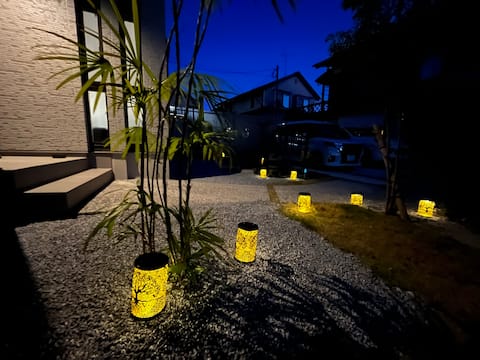 4 mins walk from Dazaifu Station, max 11 people, newly built, WIFI (Ume no Yutsuki)