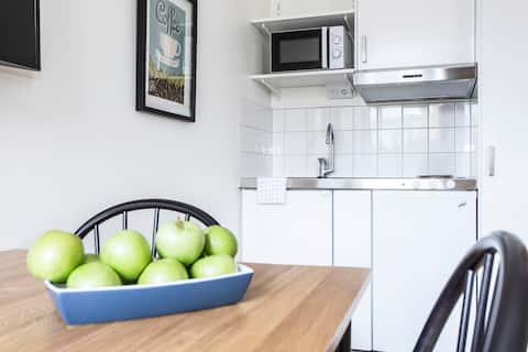 Top Airbnb: Apartment with hotel service Solna Stockholm in Solna