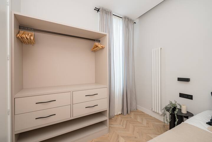 Centro XX 5BR 6BH gallery image 4