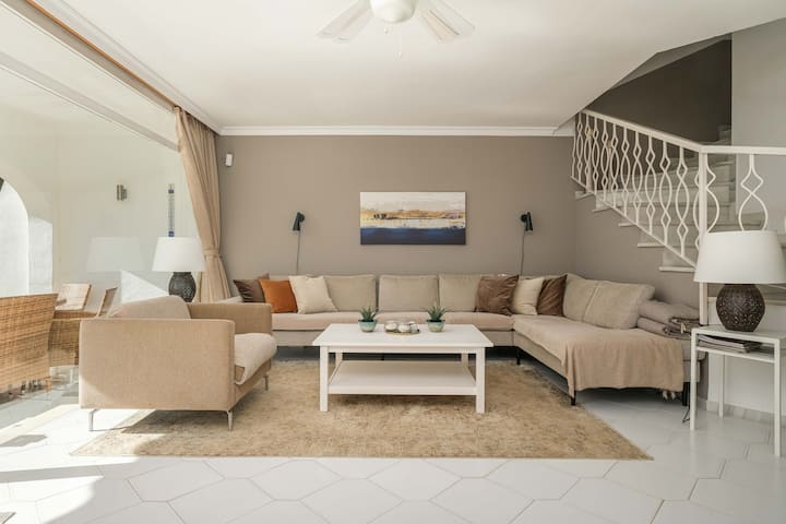 Cozy Holiday Home In Miraflores. - Spain