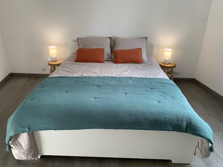 غرفة النوم 1