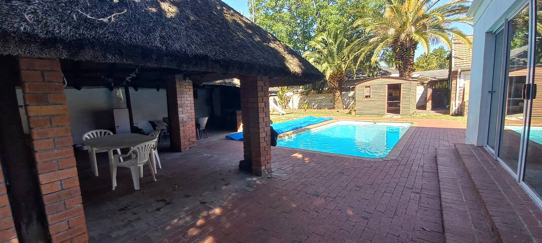 Home in Somerset West, Cape Town gallery image 3