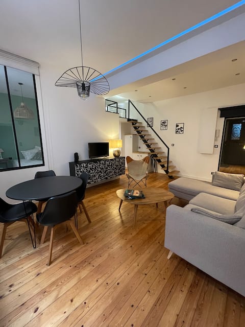 Successful Airbnb property: Cosy Fourbastard in Toulouse