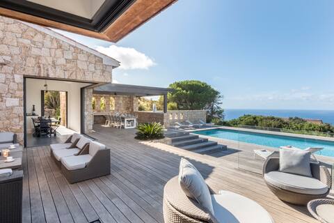Figoni - Exceptional Villa, Pool, Fairy view