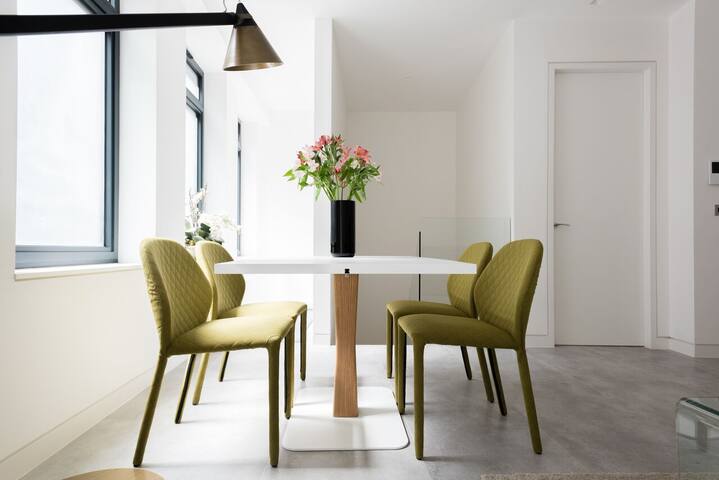 Tranquil 3 Bedroom a few steps from Covent Garden gallery image 5