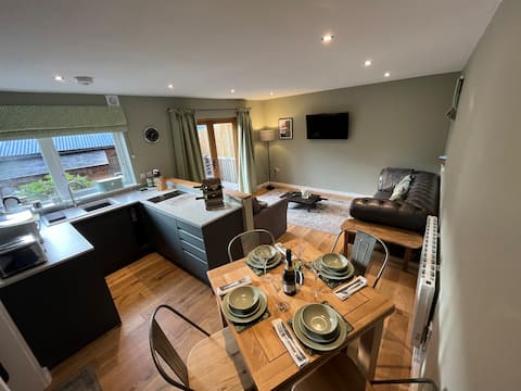 Cosy Modern Flat with Great Networking