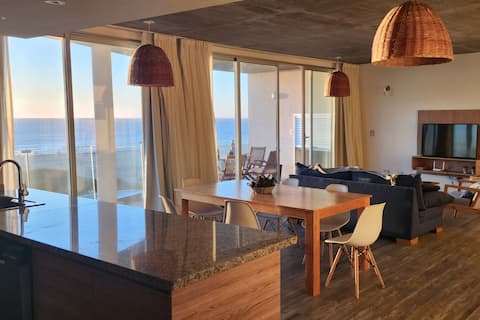 Propiedad de Airbnb exitosa: Oceanfront apartment - Las Olas 1 North Beach en Costa Esmeralda