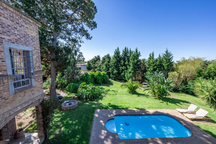 Countryside Villa Durbanville gallery image 2