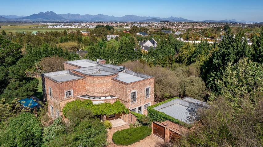 Countryside Villa Durbanville gallery image 4