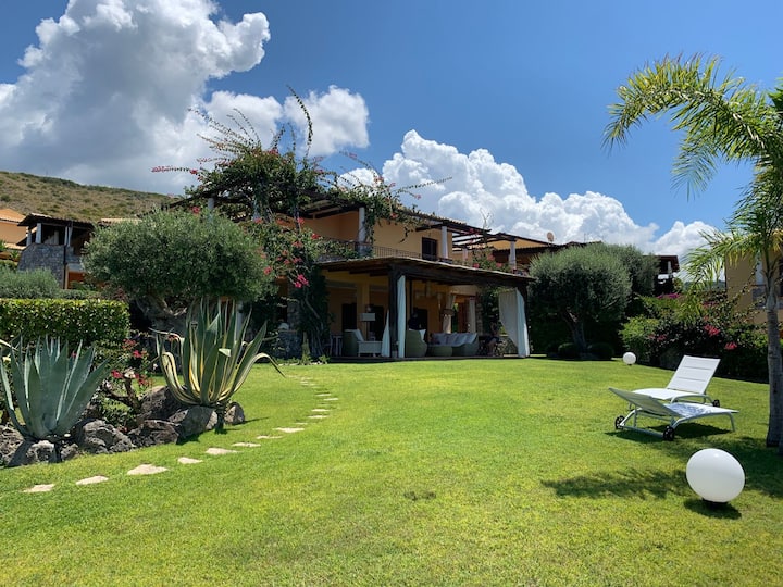 Luxury seaside villa in Calabria/Diamante