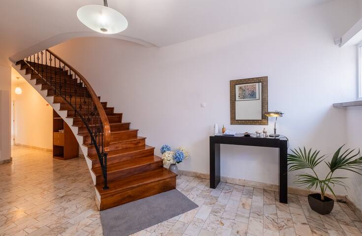 Entire home with 3 bedrooms in São Miguel - Casa da Nau