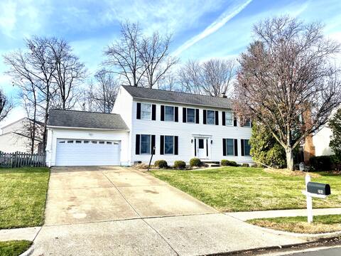 Tranquil Luxury: 5-BR Haven in a Quiet Cul-de-Sac