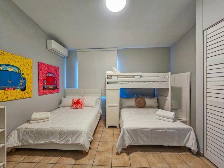 Chambre n ° 3 pour 5 voyageurs.