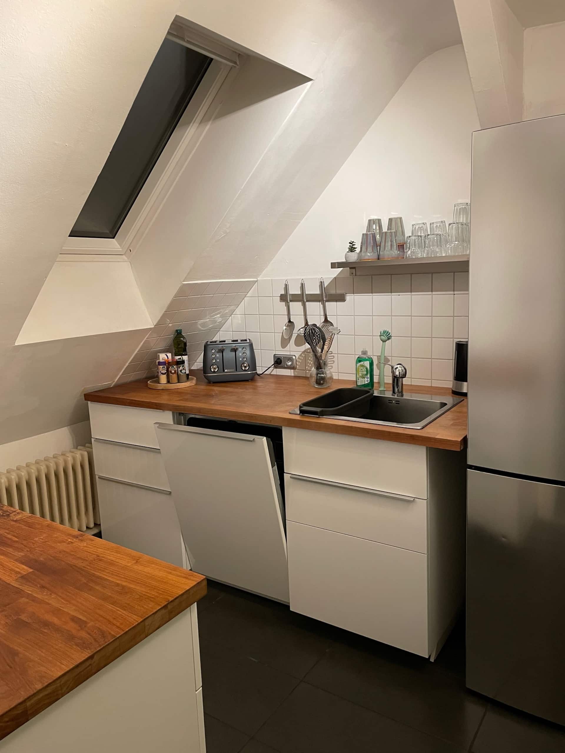 Moin! Bom Dia! Large central family accommodation