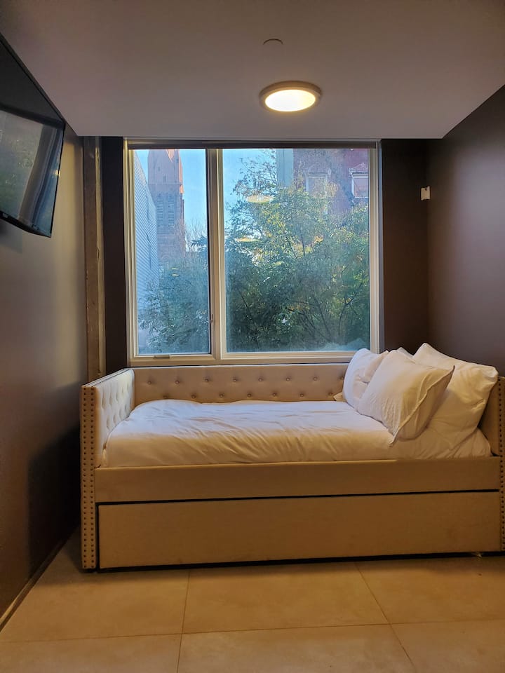 غرفة النوم 2