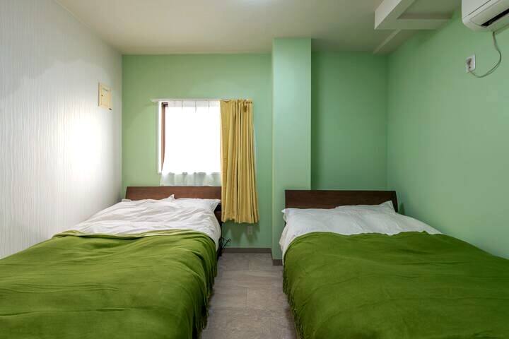 TX浅草駅1分!空港直通バス!100㎡!エレベーターあり!浅草寺、道具街がすぐ近く! gallery image 5