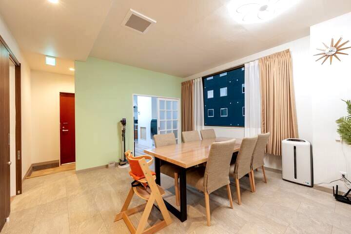 TX浅草駅1分!空港直通バス!100㎡!エレベーターあり!浅草寺、道具街がすぐ近く! gallery image 3