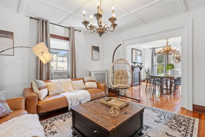 Victorian 4br/2ba Modern Home - Norwich, CT